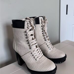 Vince Camuto Cream Lace Up Boots